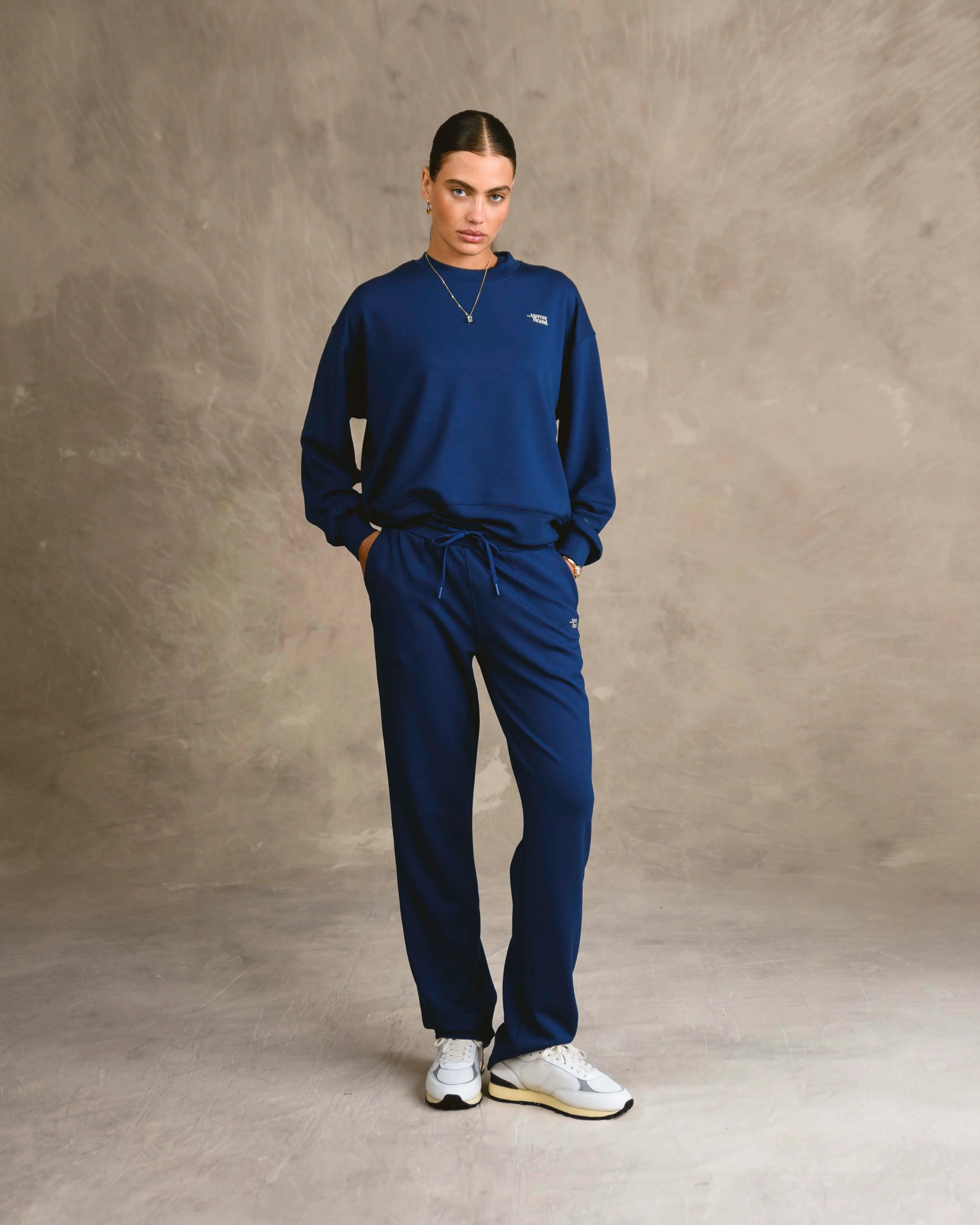 The Mercer Scuba Crewneck Women | Blue - Image 5