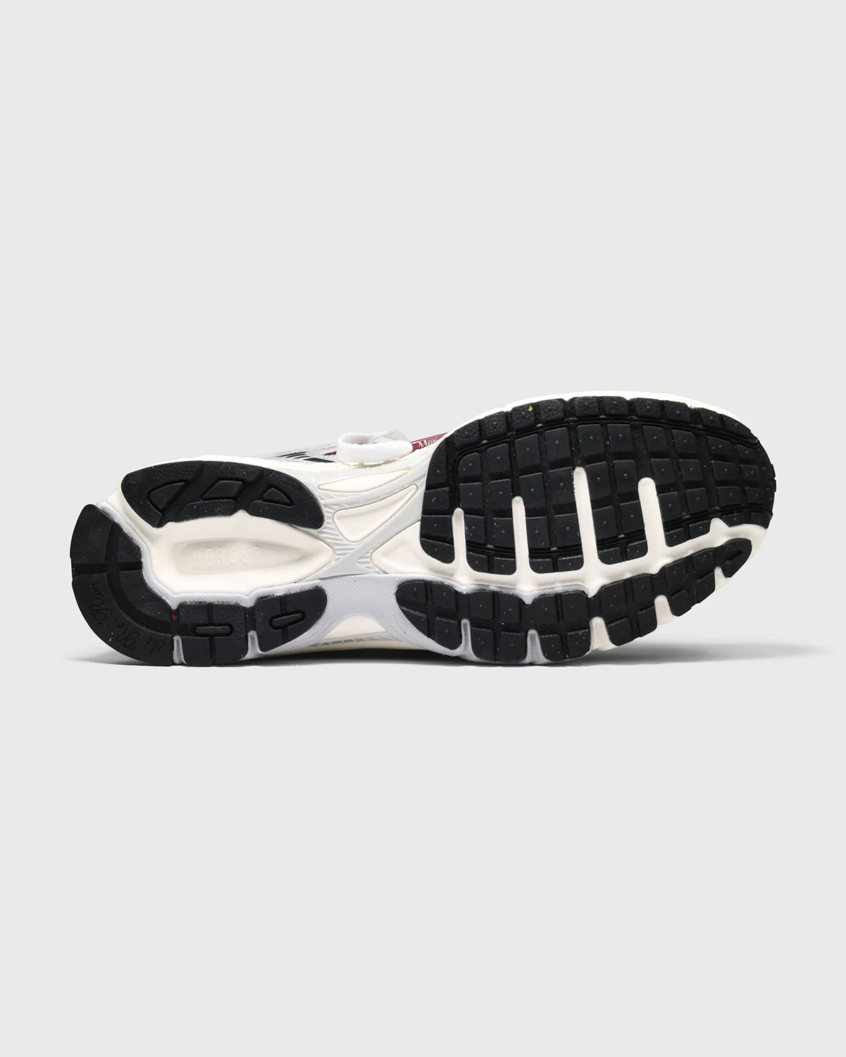 The Re-Run White Silver | White/Red - Image 11